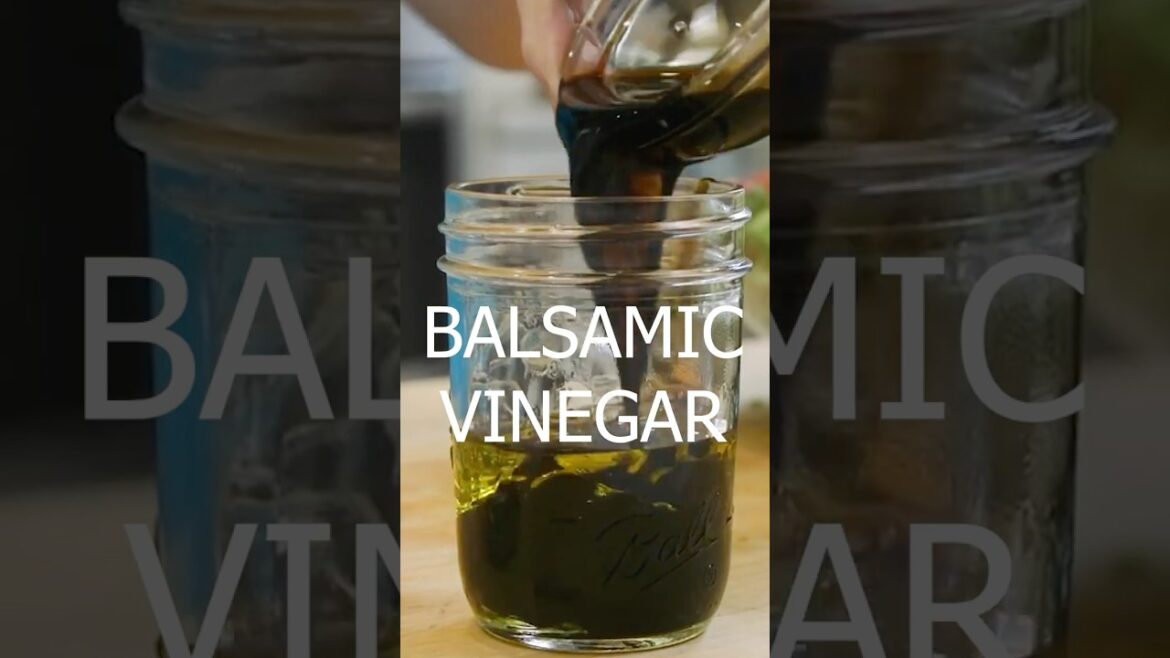 Easy Balsamic Vinaigrette in a JAR! Click for Recipe #shorts Easy Balsamic Vinaigrette in a JAR! *Click for Recipe* #shorts