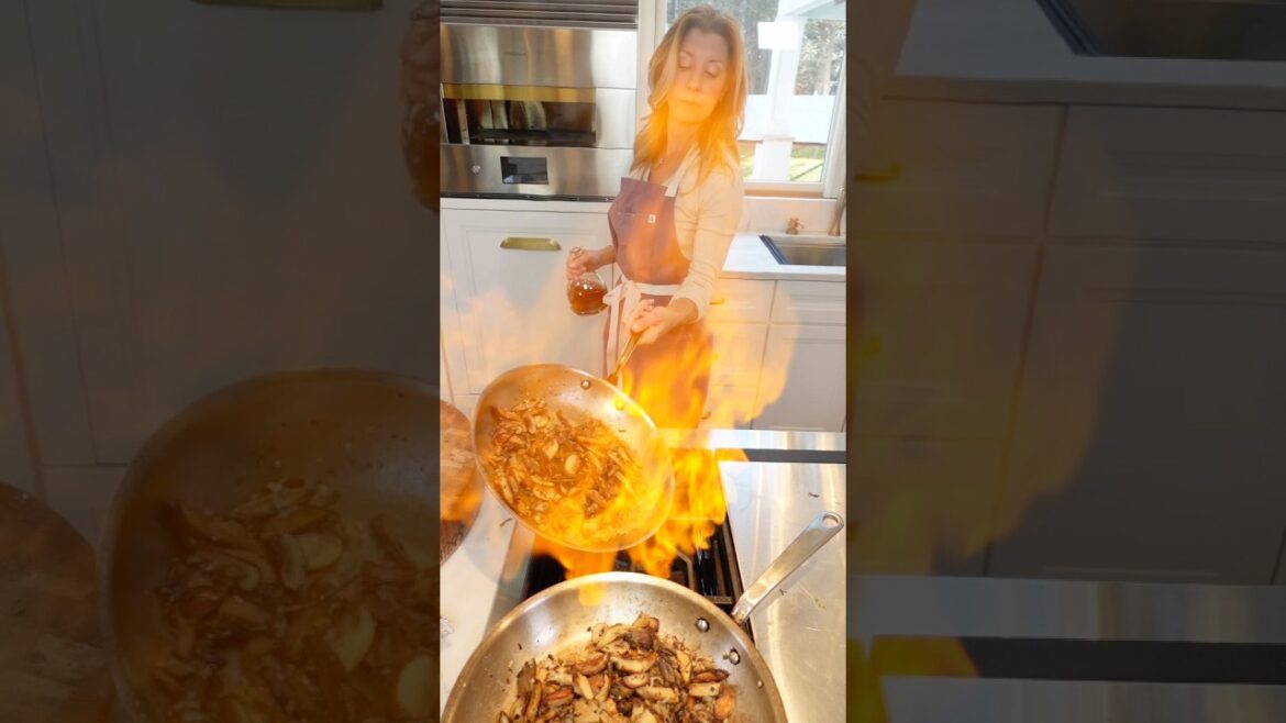 The BEST Cream of Mushroom Soup