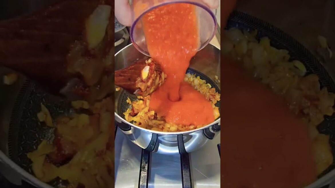 perfect lentil rice bulghur soup for cold weather #souprecipe #turkishfood #ezogelin #easyrecipe