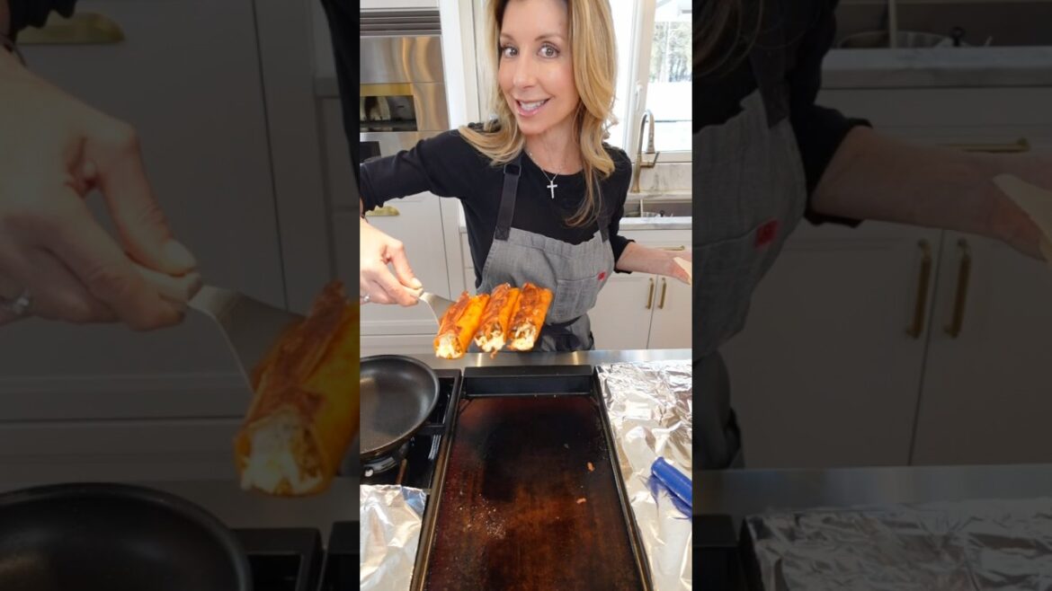 Chicken Enchiladas Rojas