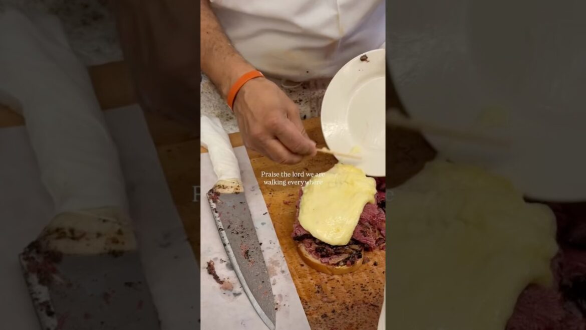 You absolutely must try this sandwich when you come to NYC #pastrami #sandwich #newyork