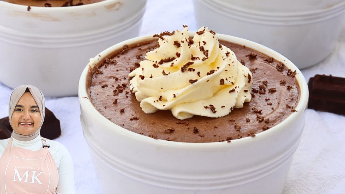 The only CHOCOLATE MOUSSE recipe you'll ever need. So light & airy!
