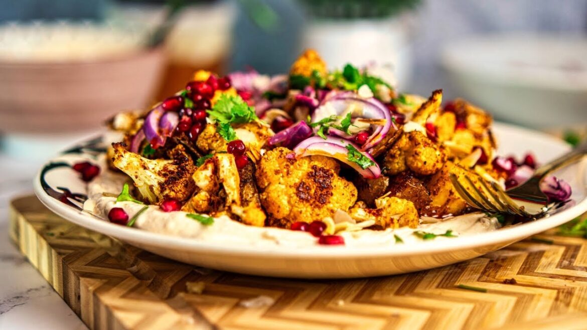This Roasted Cauliflower Tahini Bowl Changed My Dinner Routine