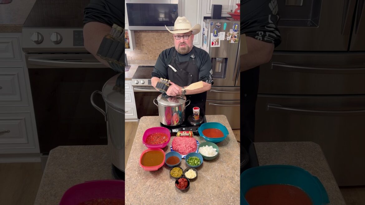 This Chili Recipe has been winning Cookoffs for 20 years! #coldweather #comfortfood #chili #recipe