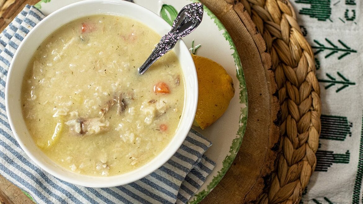 The Coziest Greek Fish Soup with Lemon (Psarosoupa) The Coziest Greek Fish Soup with Lemon (Psarosoupa)