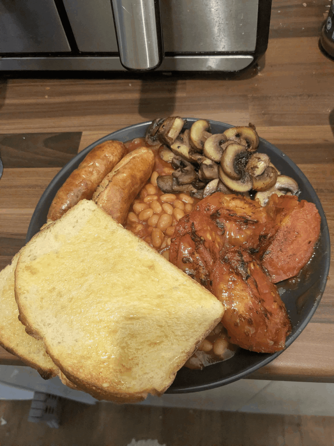 Only used what I had in, Sourdough bread and I really like mushrooms & tomatoes