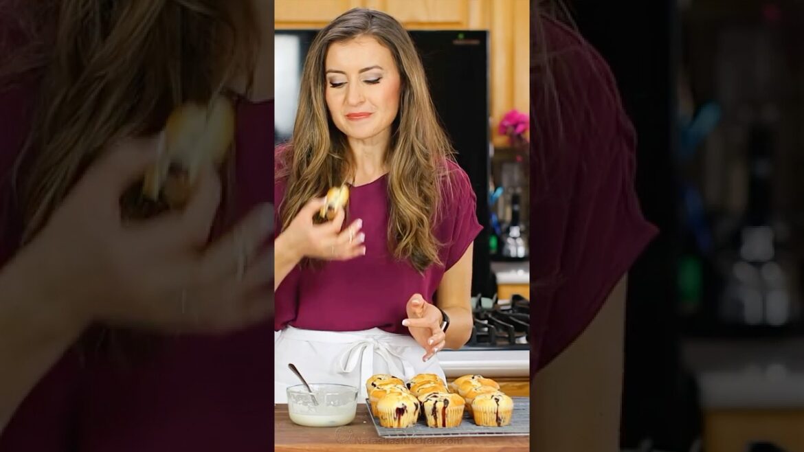 Blueberry Muffins (With Lemon Glaze) #shorts