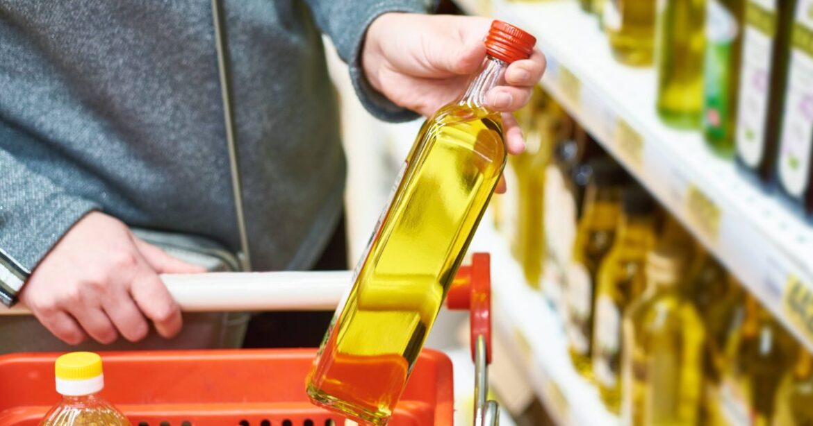 Gut health scientist issues alert to anyone buying olive oil from the supermarket Daily Mirror