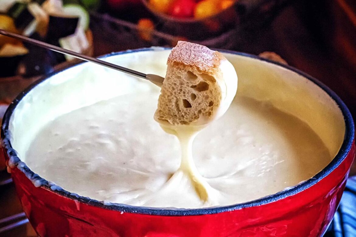 The Best Cheese for Fondue, According to Chefs and Cheesemongers Food & Wine