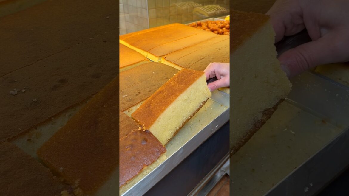 1 karış uzunluğundaki revani tatlısı | İstanbul’da Parlar Pastanesi. #reklam değil #istanbul #tatlı