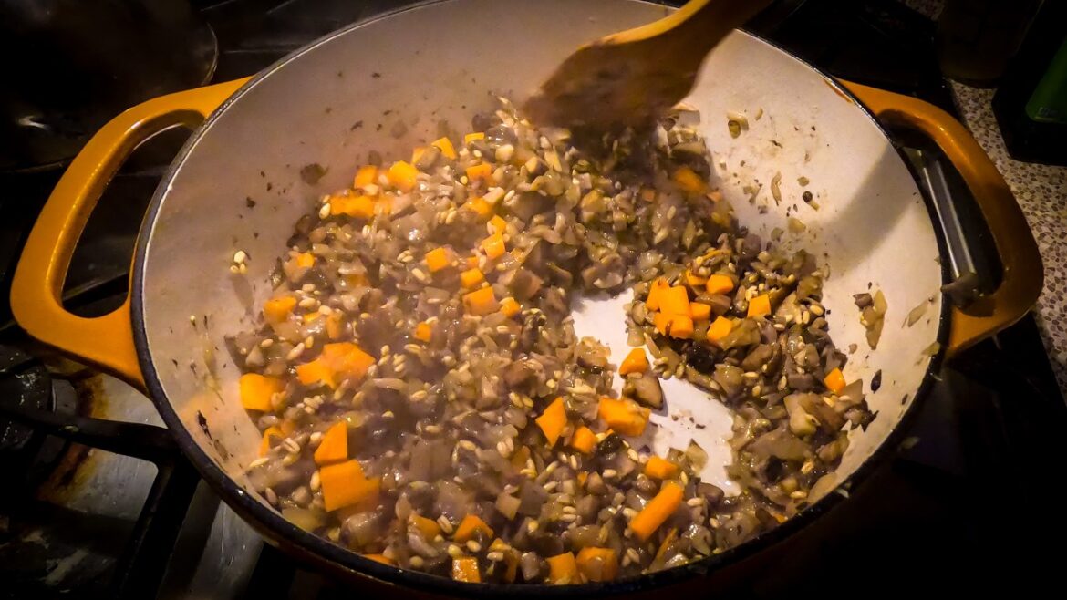 Mushroom Barley Soup