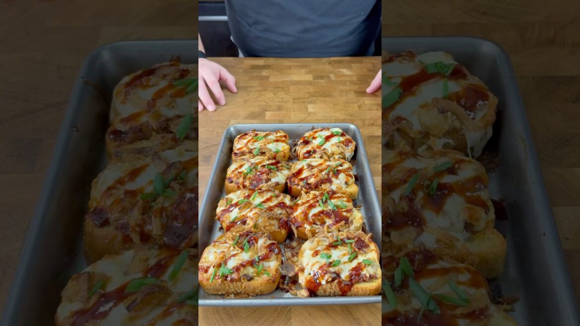 You have to try this Pulled Pork Texas Toast! #shorts