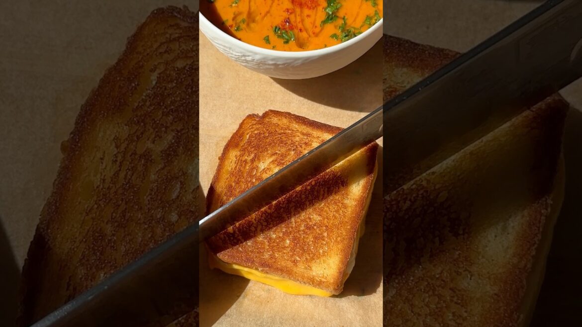 Creamy Tomato Soup & Grilled Cheese