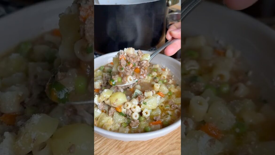 Minestra: The Best Hearty Italian Soup (Beef, Pasta & Potatoes)