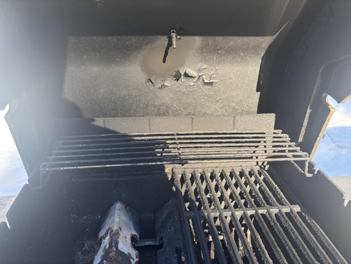 Is this peeling paint an issue? Is this peeling paint an issue?