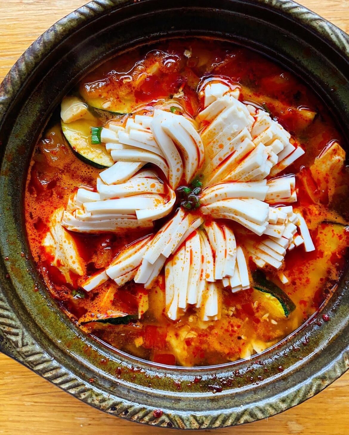 Soondooboo jjigae (Korean soft tofu soup)