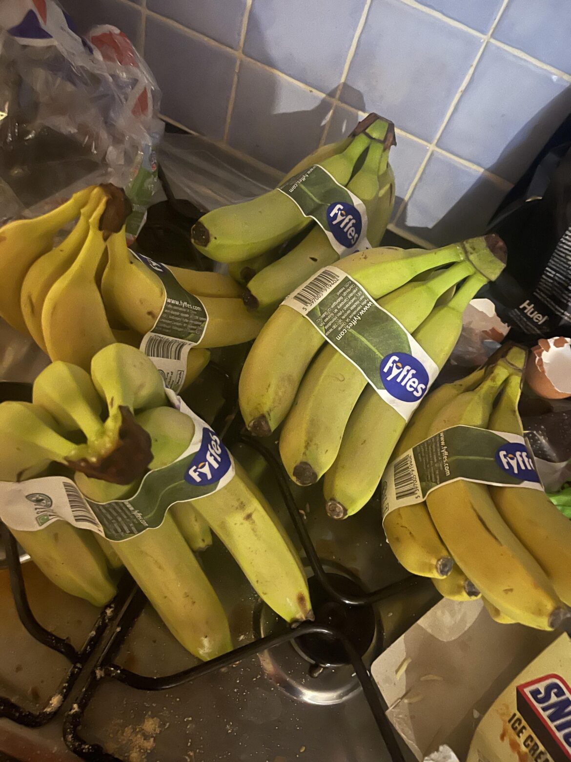 I got 5 lots of bananas for 50p what’s best use for them before they go out of date, can I freeze ?