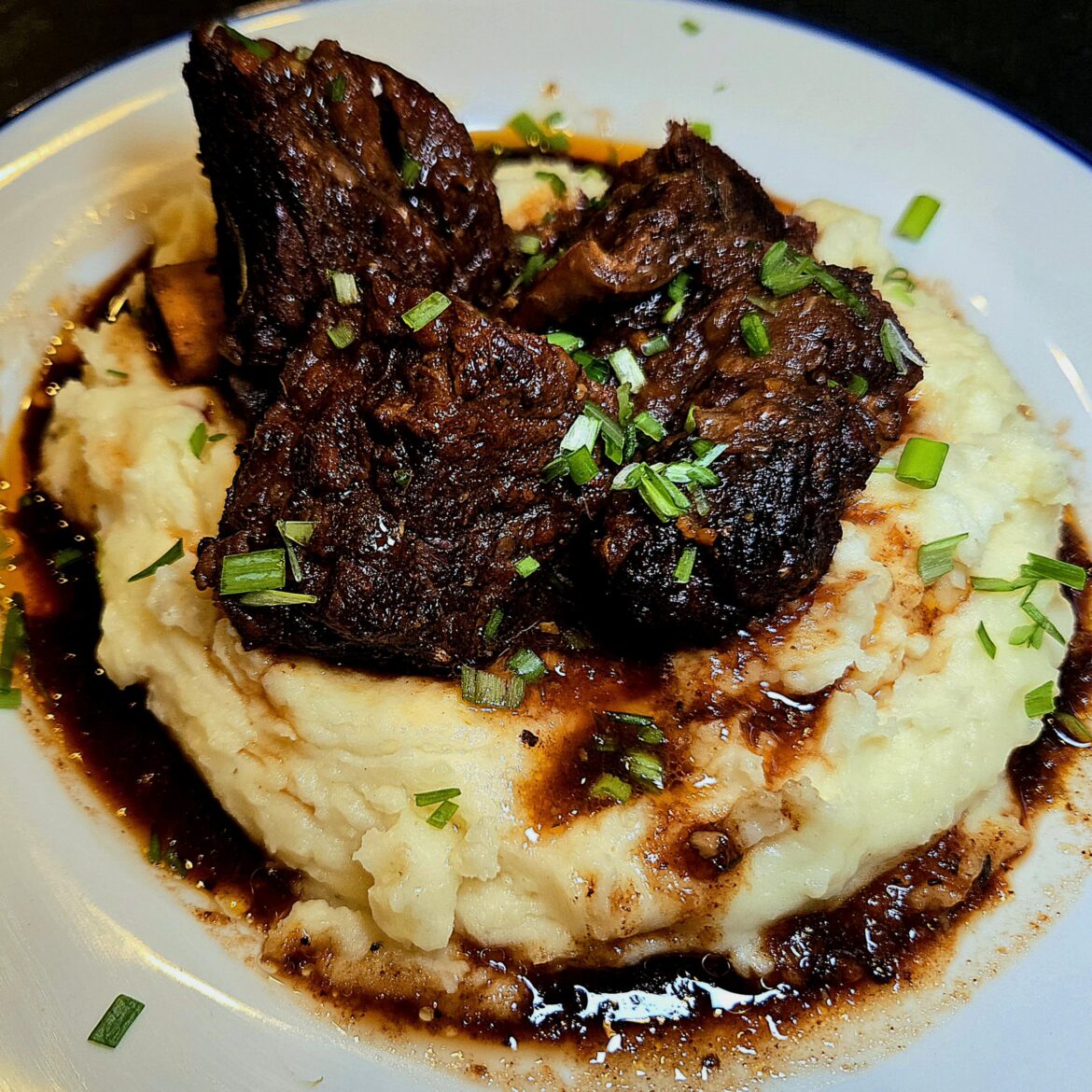 Braised short rib/mashed potatoes