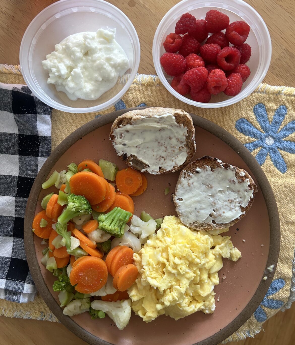 Lunch Plate (498kcal, 42g protein, 17g fibre)