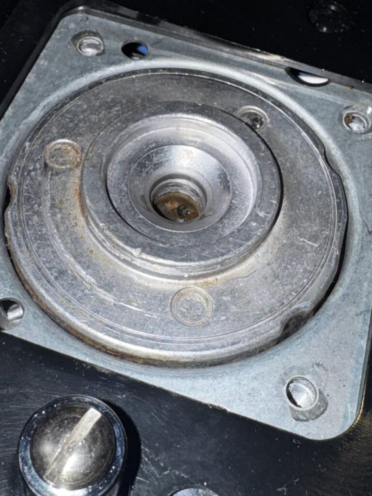 Rust? Inside Nespresso D150