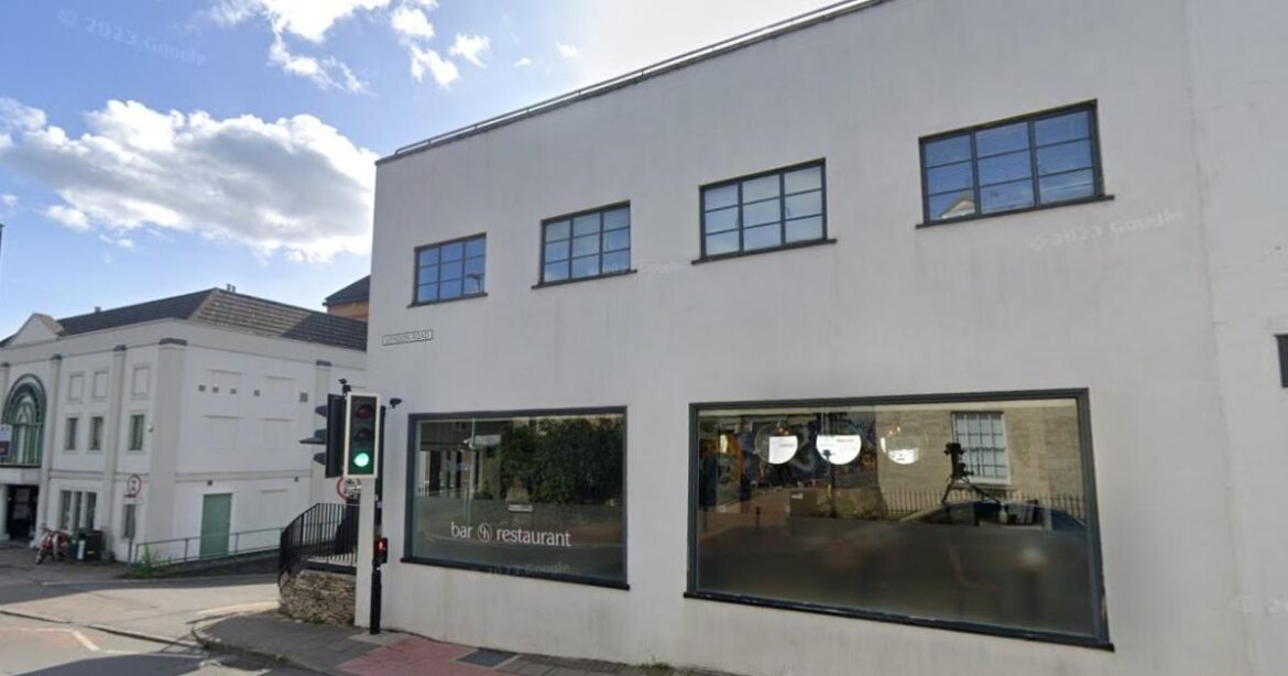 Juliet’s Bistro in Cotswolds included in 16 best in the UK