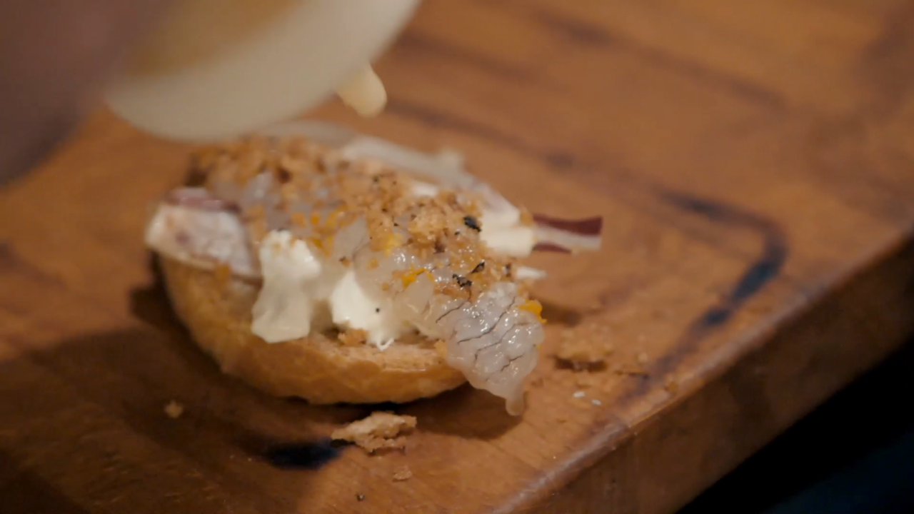 stanley tucci searching for italy venice cicchetti origseriesfilms ron 1_00000325.png