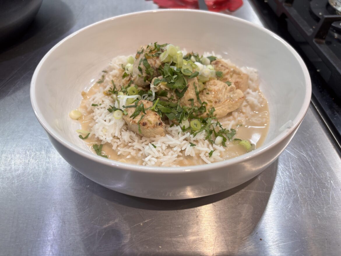 Stir fried chicken with lime & coconut milk