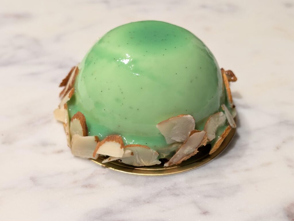 Attempting to get good at Entremets