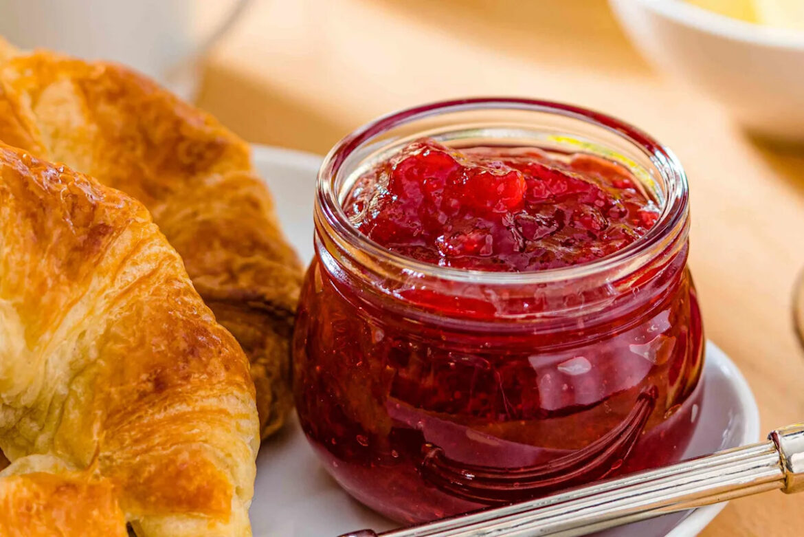 I Asked 4 Experts To Name the Best Strawberry Jam—They All Said the Same Thing
