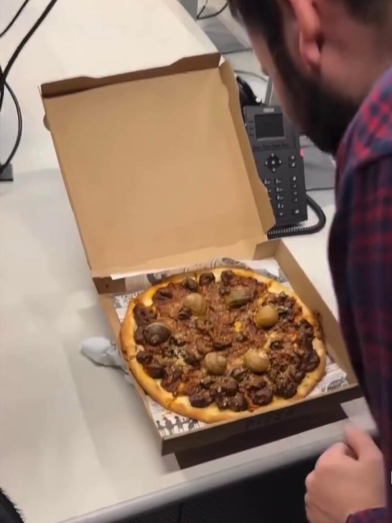 Snail Pizza with shells