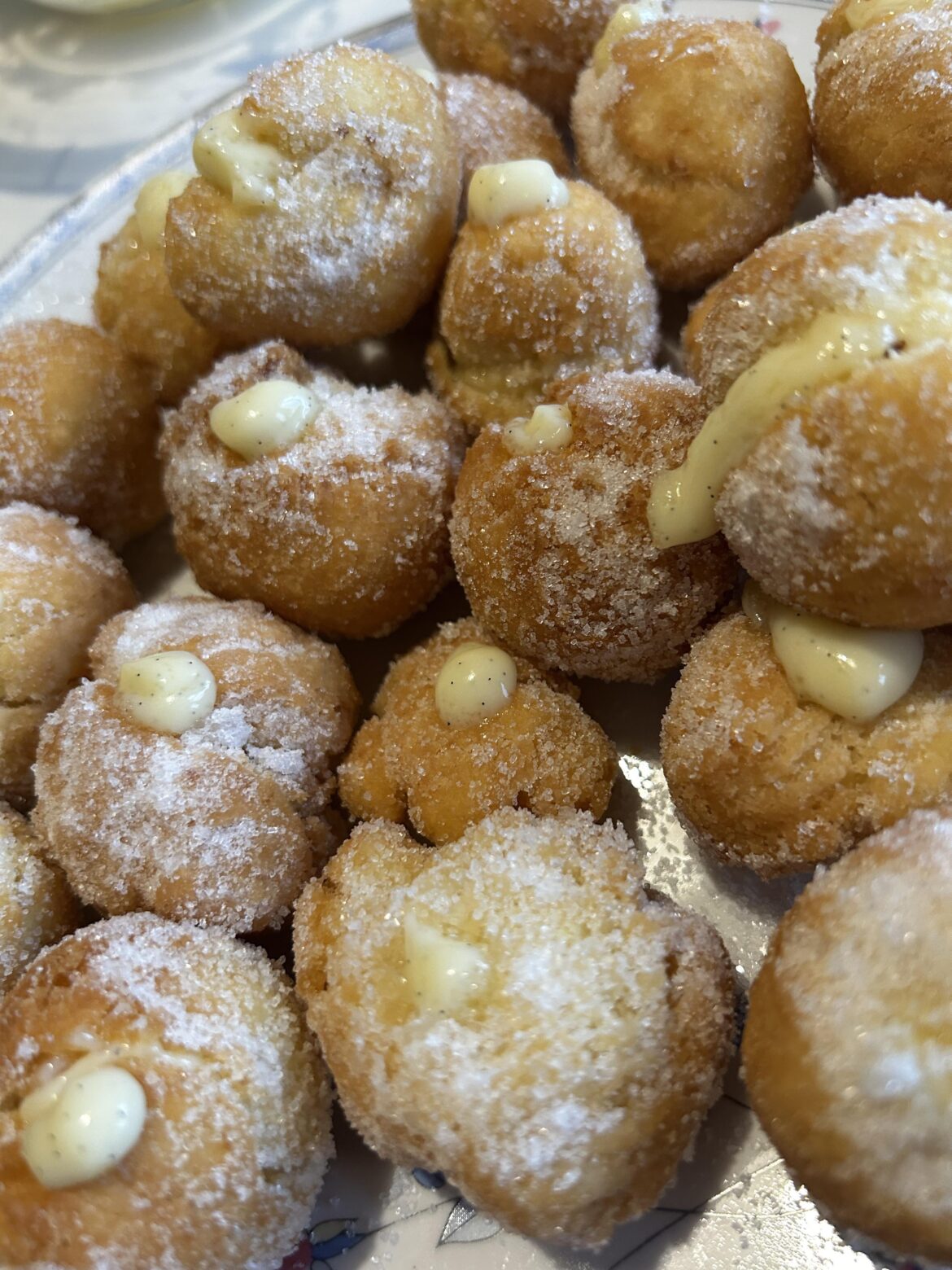 Castagnole with custard!