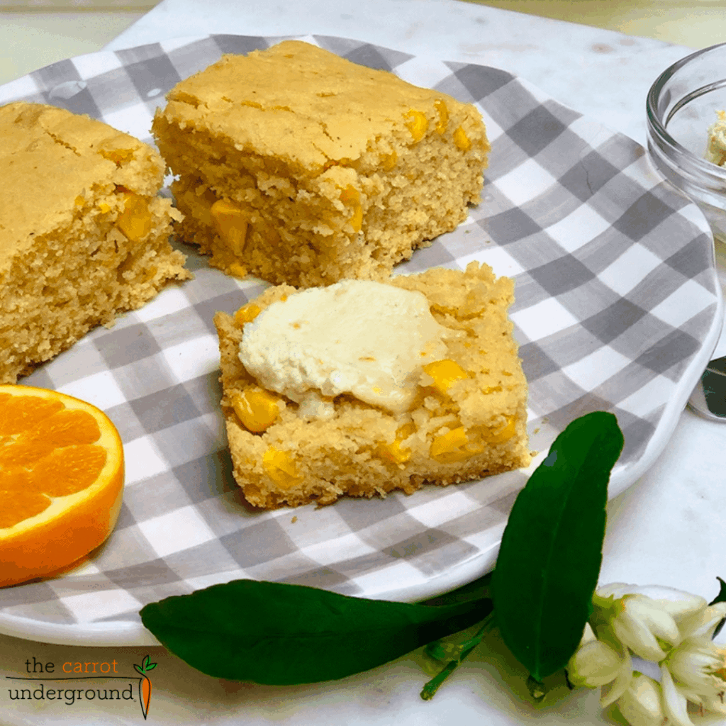 Homemade Vegan Cornbread 🌽 soft, fluffy, & lightly sweetened with maple syrup
