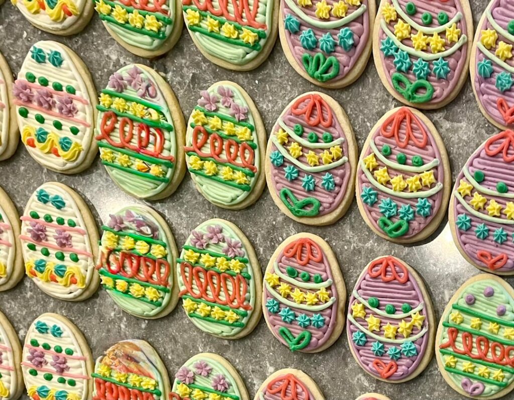 Easter cookies/buttercream
