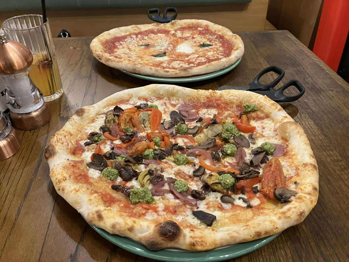 Margherita and Primavera pizza.