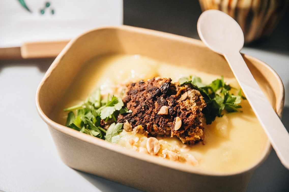 hippeace-231213-majorkata-42