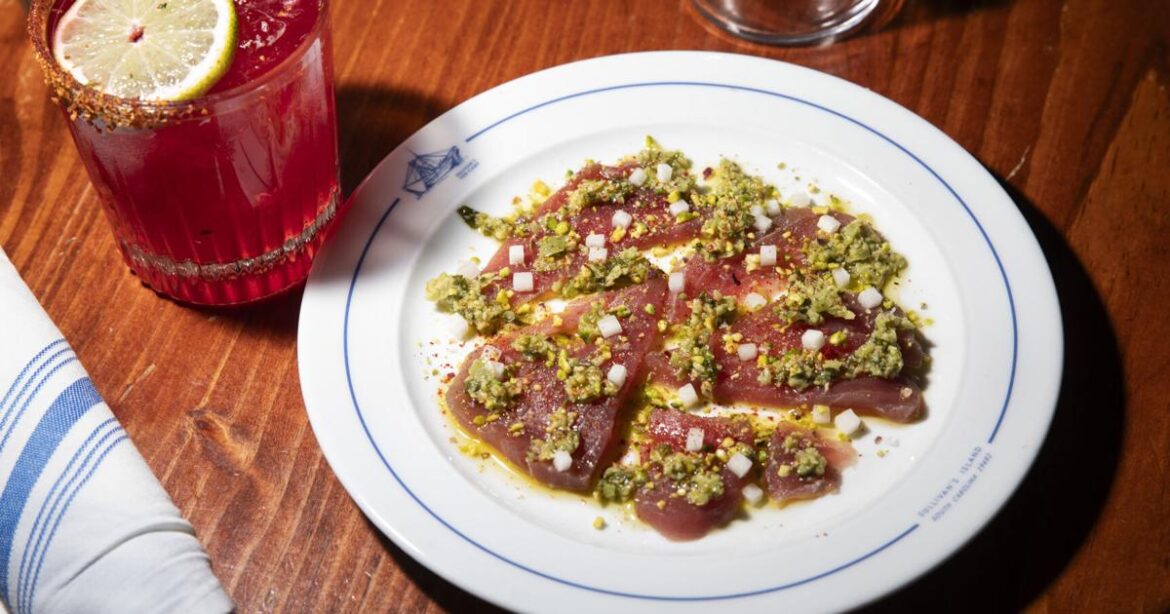 Restaurant review of Sullivan's Fish Camp near Charleston