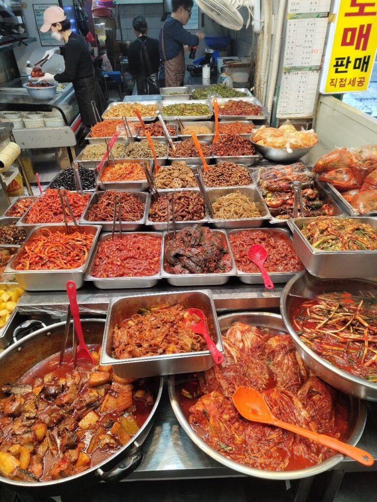 Mangwon Market: Korean sides