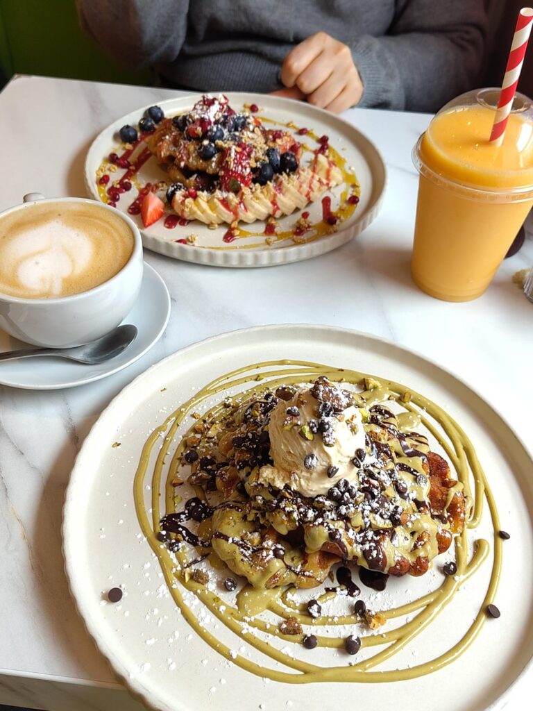 Some of the delicious food we had in Scotland 🏴󠁧󠁢󠁳󠁣󠁴󠁿