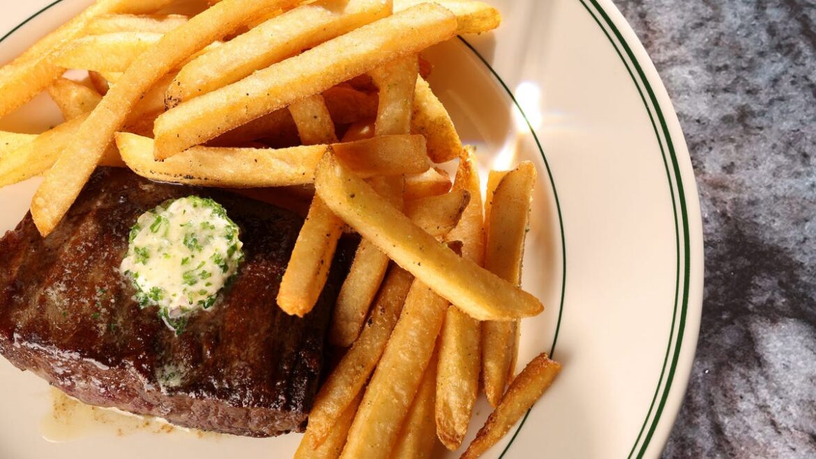 5 romantic Midwest restaurants for date night and Valentine's Day