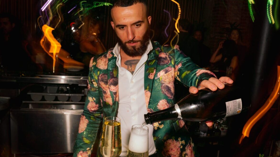 Valentine's Day features around Metro Detroit