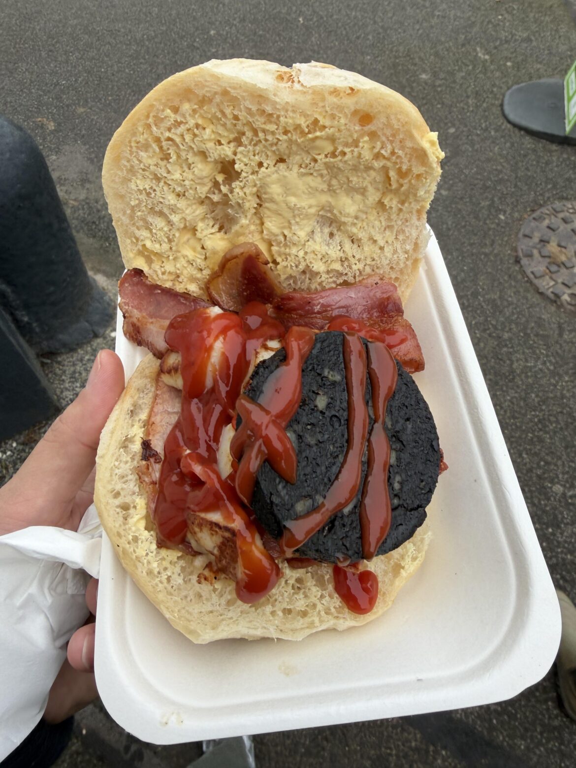 Bacon scallop black pudding roll