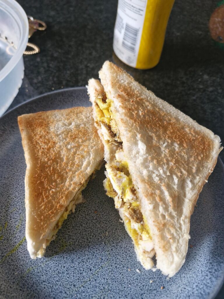 Calories in this chicken mustard sandwich?