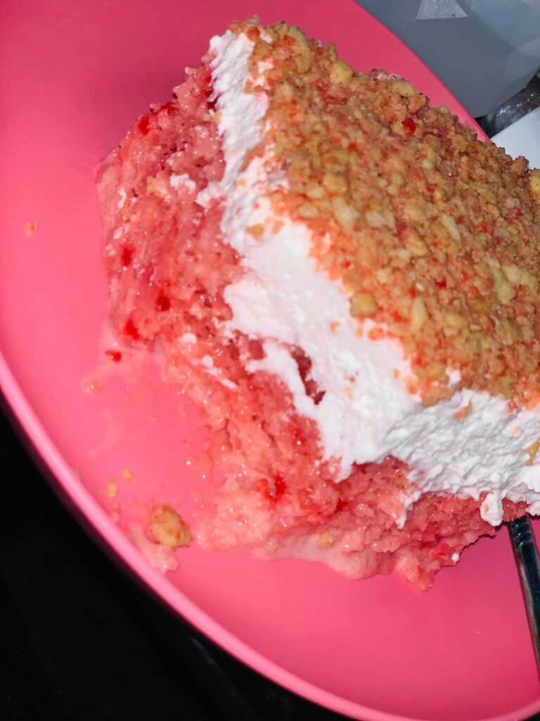 I Made A Strawberry Tres Leches Cake🍓🍰 With Homemade Whipped Cream & Strawberry Crumble On Top
