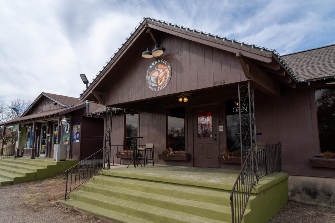 Arancia Gelato & Bakery brings viral desserts to Waco