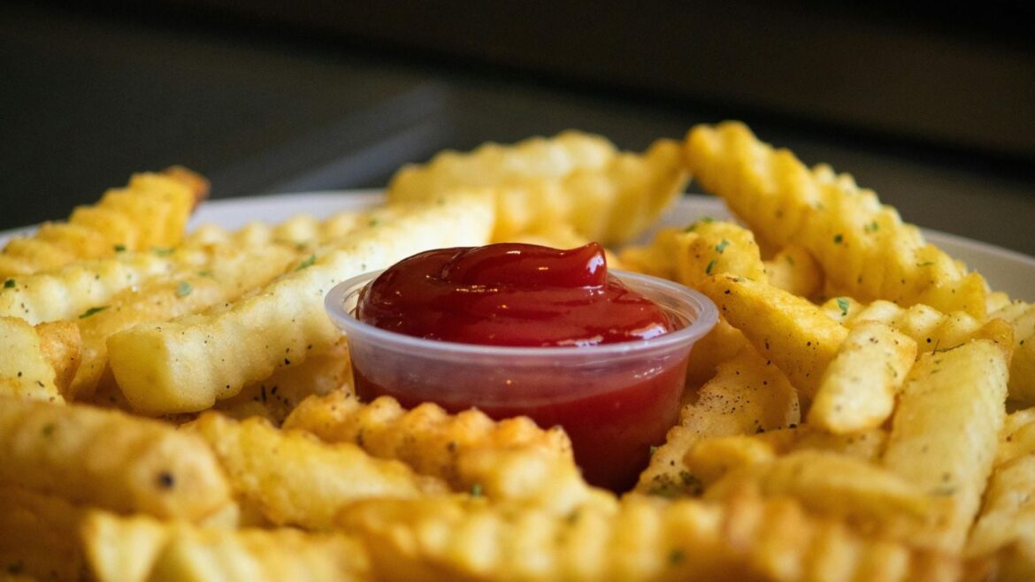 A fitness influencer recently grabbed attention for calling French fries the “worst food”