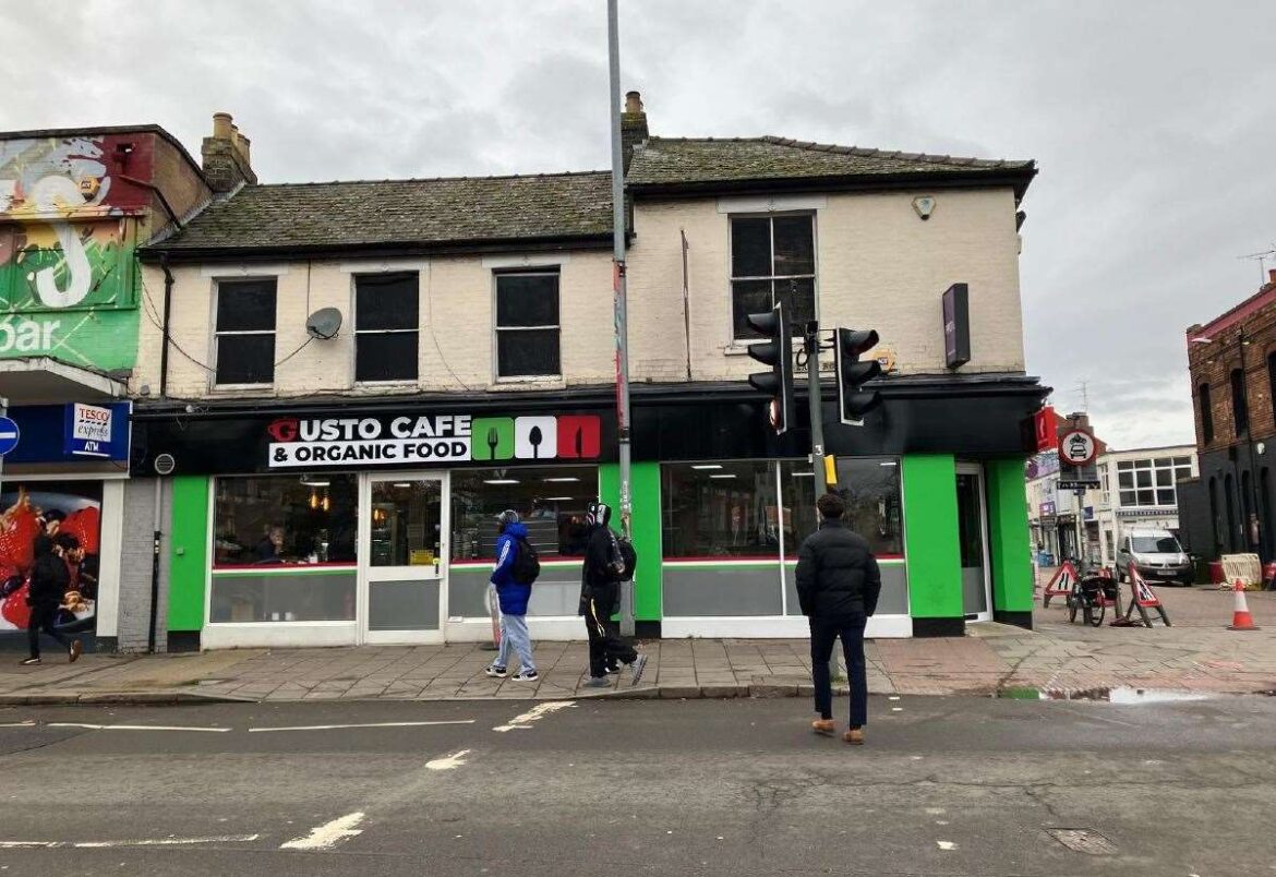 Italian café and shop in Cambridge granted alcohol licence