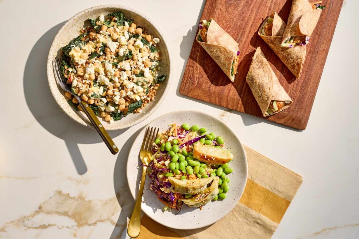 How to Meal-Prep a Week of 400-Calorie Lunches from Trader Joe's