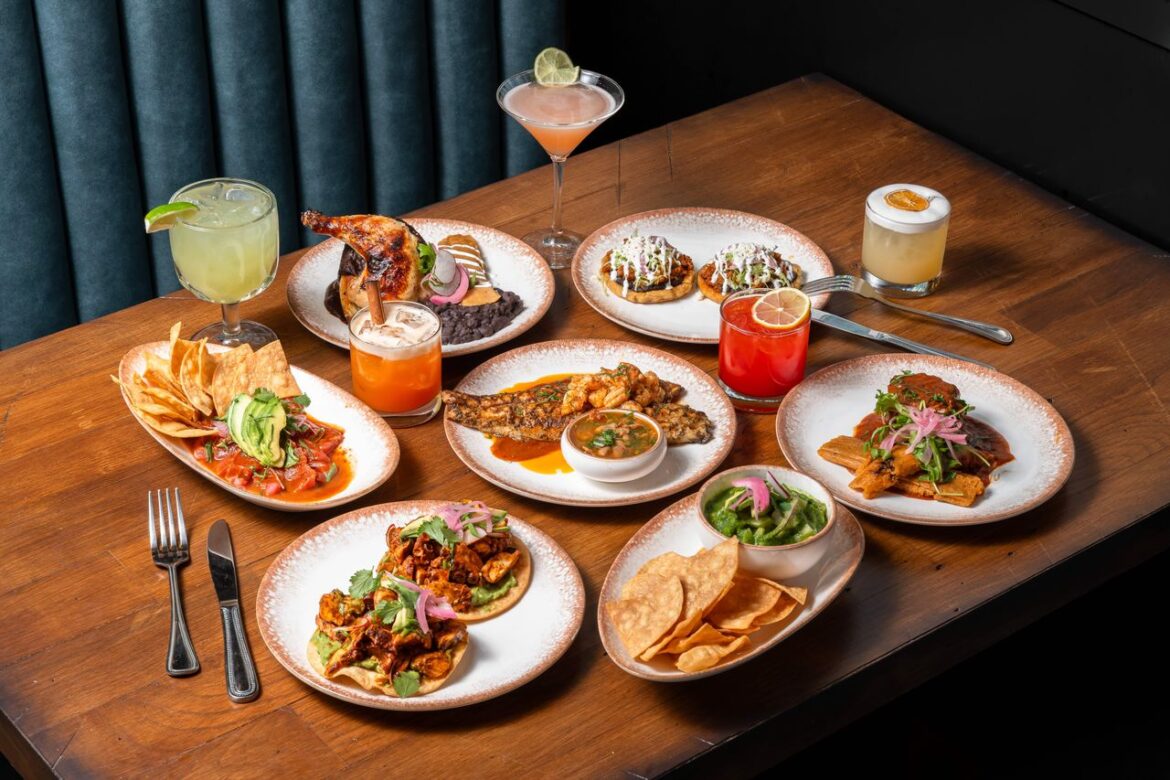 Openings and Closings: Hola Johnny Rita’s, Adios Blanco Openings and Closings: Hola Johnny Rita's, Adios Blanco