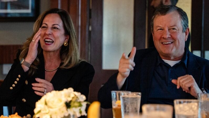 Romantic Restaurants in The Woodlands - Landry's Seafood House