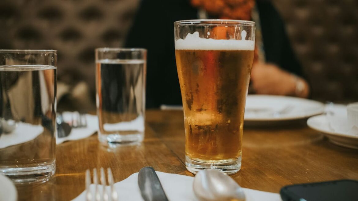 Kiwis turn away from beer and wine as alcohol consumption hits all-time low